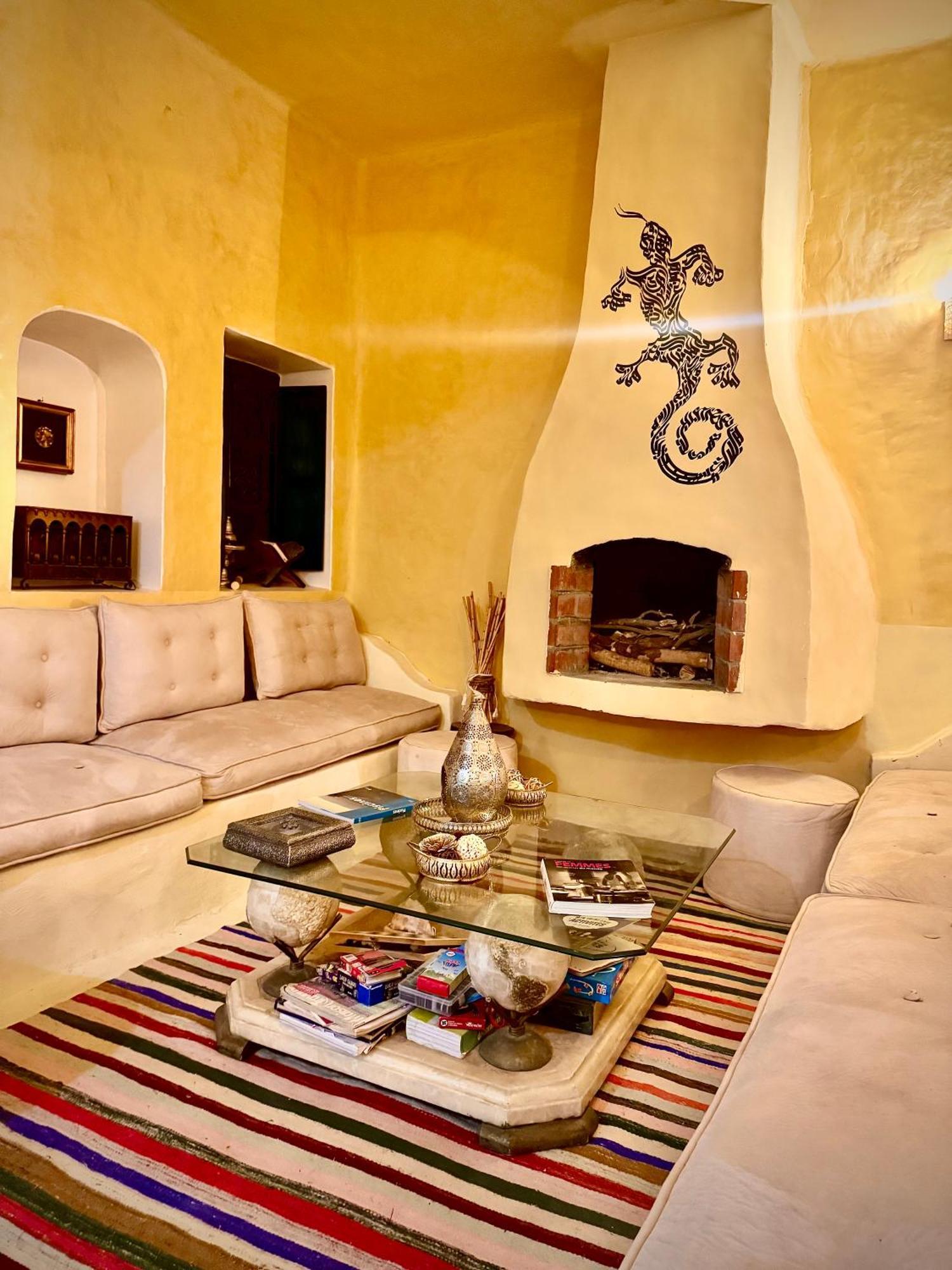 Dar Oueghlani - Maison D'Hotes El Mây Exterior foto